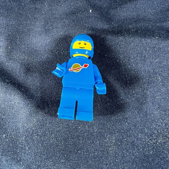 Lego Other - Vintage 1980s Lego Classic Space Blue Minifigure Astronaut With Logo On Chest